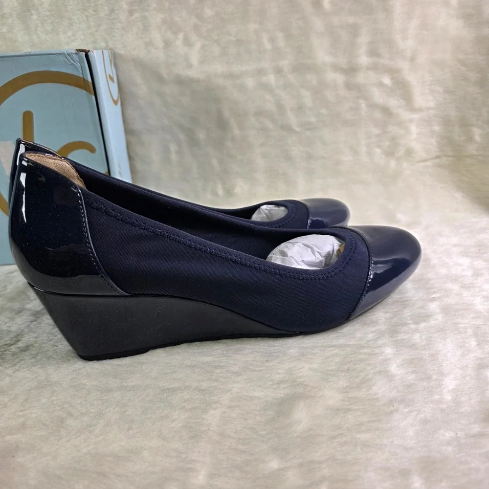 LifeStride Juliana Stretch Navy Patent Fabric Wedge Pumps Womens 11 WIDE NEW